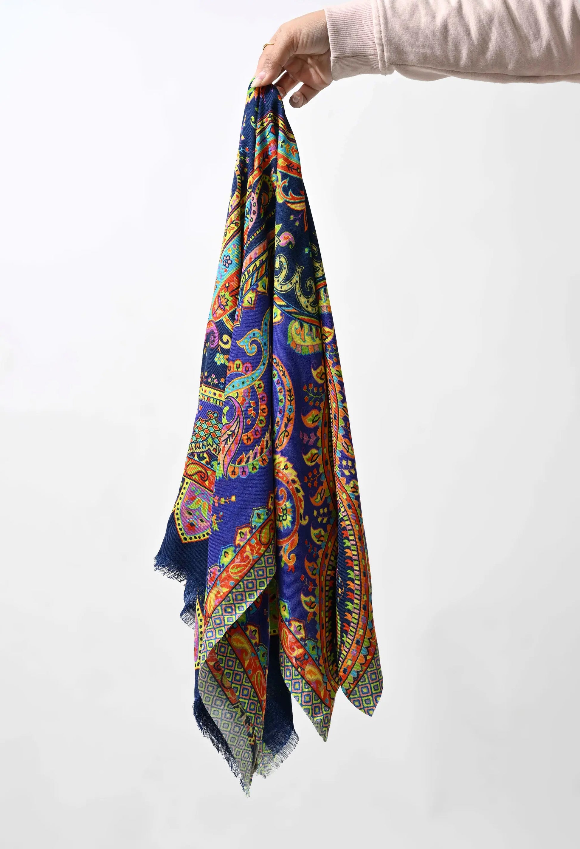 Royal Paisely Elegance Scarf Hencemade