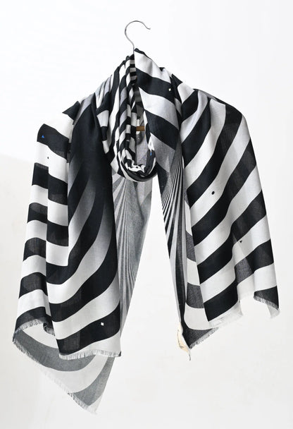 Black and White Striped Optical Illusion Scarf Hencemade